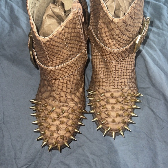 Liliana snake print with gold hardware 3” heel booties - Picture 6 of 14